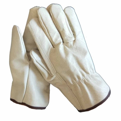 BATTING GLOVES